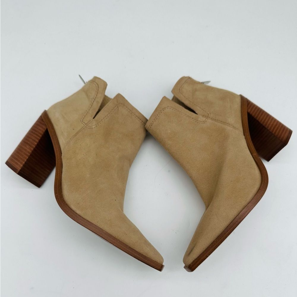 Vince Camuto Welland Bootie
Vince Camuto